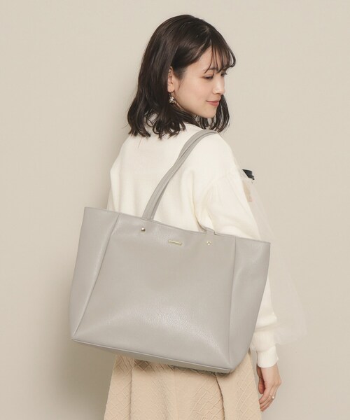 ITS'DEMO（イッツデモ）の「◆【通勤／大容量／A4・B4対応】シンプルA4トート（トートバッグ・レディース・ベージュ/アイボリー/ブラック/シルバー/グレー・00）」の11枚目の写真