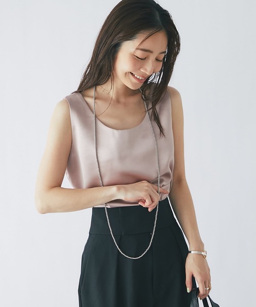 La boutique BonBon（ラブティックボンボン）の「サテン２WAYタンク（タンクトップ・レディース・ベージュ/ピンクベージュ/グレイッシュベージュ・FREE）」の22枚目の写真