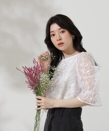 オーガンジーエンブロイダリーブラウス / 1214110422