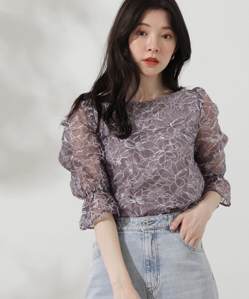 PROPORTION BODY DRESSING（プロポーションボディドレッシング）の「オーガンジーエンブロイダリーブラウス / 1214110422（シャツ/ブラウス・レディース・オフホワイト/ダークグレー/ブルー系その他・SMALL/MEDIUM）」の2枚目の写真