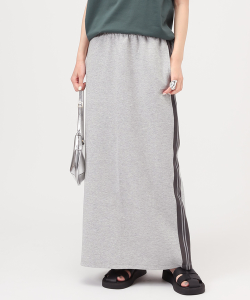 Russell Athletic（ラッセルアスレティック）の「【RUSSELL ATHLETIC】別注ジャージーラインスカート（スカート・レディース・チャコールグレー/ブラック/ネイビー・36/38）」の9枚目の写真