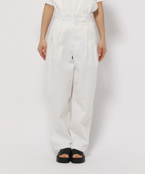 LOWRYS FARM（ローリーズファーム）の「Ｄｉｃｋｉｅｓワイドパンツ　993453（チノパンツ・レディース・ベージュ/ブラック/オフホワイト・MEDIUM/LARGE）」の4枚目の写真