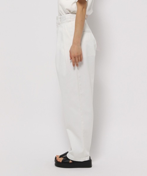 LOWRYS FARM（ローリーズファーム）の「Ｄｉｃｋｉｅｓワイドパンツ　993453（チノパンツ・レディース・ベージュ/ブラック/オフホワイト・MEDIUM/LARGE）」の5枚目の写真