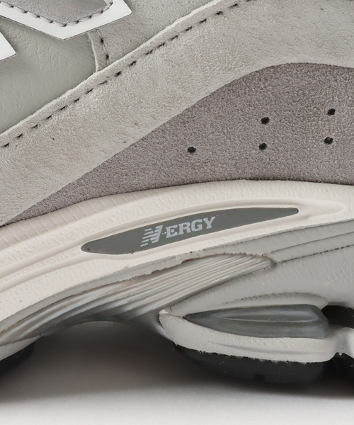 EU,US NEW BALANCE(イーユーユーエスニューバランス)の「【New Balance/ニューバランス】 2002R GTX(その他シューズ・メンズ・グレー・27cm/28cm/26cm)」の13枚目の写真
