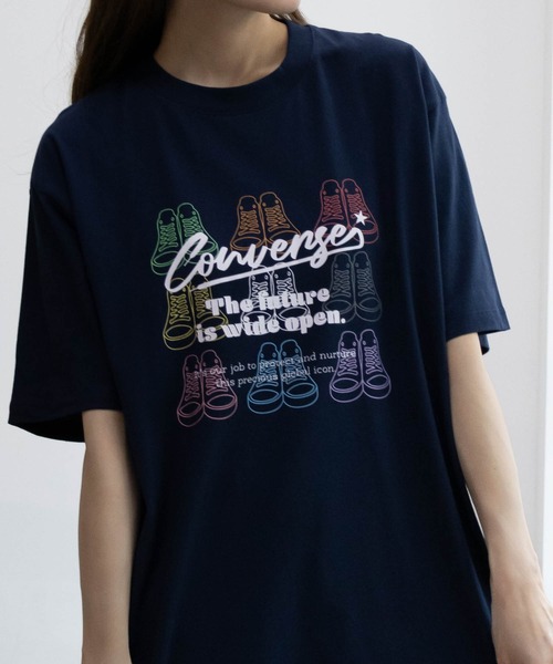 CONVERSE(コンバース)の「CONVERSE カラフルシューズプリントBIGTシャツ(Tシャツ/カットソー・レディース・チャコールグレー/ネイビー/オートミール・M/L)」の14枚目の写真