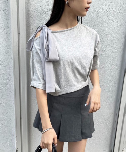 one after another NICE CLAUP（ワンアフターアナザーナイスクラップ）の「リボン取り外し可能/肩リボンワンショルダーT（Tシャツ/カットソー・レディース・ブラック/オフホワイト/杢グレー/ピンク・FREE）」の15枚目の写真