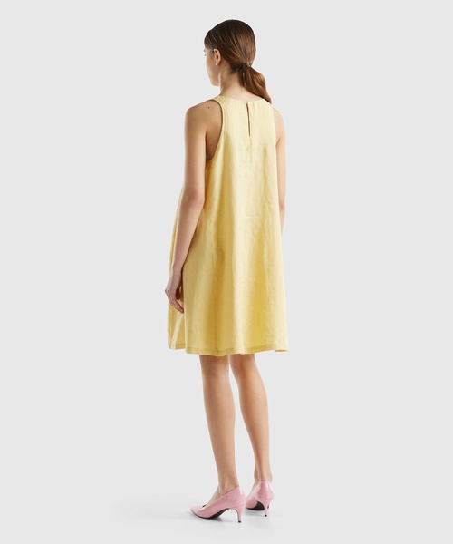 BENETTON (UNITED COLORS OF BENETTON)（ベネトンユナイテッドカラーズオブベネトン）の「リネン100％ノースリーブミニワンピース（ワンピース・レディース・カーキ/ピンクベージュ/イエロー・XX-SMALL/X-SMALL/MEDIUM/SMALL）」の13枚目の写真