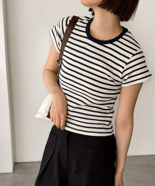 CANAL JEAN(キャナルジーン)の「Are.(アー) パイピングボーダーコンパクト半袖Tシャツ(Tシャツ/カットソー・レディース・ネイビー/ブルー・ONE SIZE)」の4枚目の写真