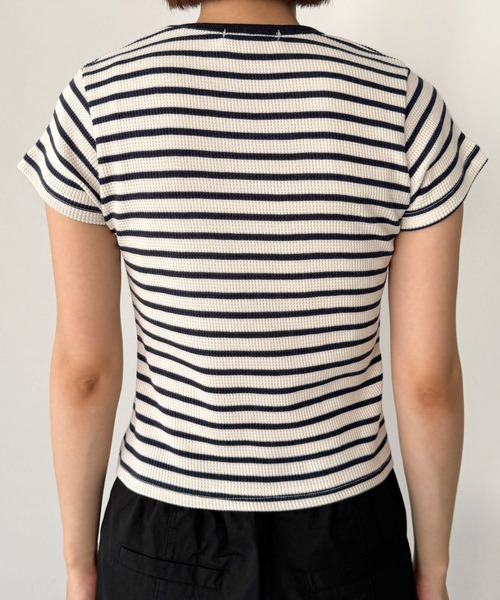 CANAL JEAN(キャナルジーン)の「Are.(アー) パイピングボーダーコンパクト半袖Tシャツ(Tシャツ/カットソー・レディース・ネイビー/ブルー・ONE SIZE)」の12枚目の写真