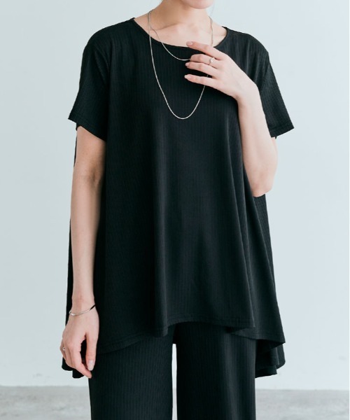 kirakiraShop(キラキラショップ)の「前後ヘム プリーツ ストレッチ 半袖 トップス(Tシャツ/カットソー・レディース・ブラウン/ダークグリーン/モカ/ライトグレー/ブラック/ネイビー・L/M)」の3枚目の写真