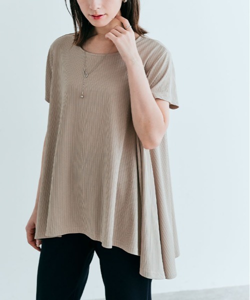 kirakiraShop(キラキラショップ)の「前後ヘム プリーツ ストレッチ 半袖 トップス(Tシャツ/カットソー・レディース・ブラウン/ダークグリーン/モカ/ライトグレー/ブラック/ネイビー・L/M)」の4枚目の写真