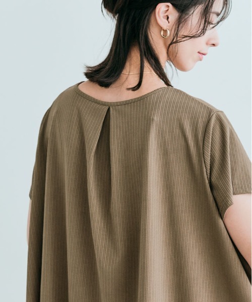 kirakiraShop(キラキラショップ)の「前後ヘム プリーツ ストレッチ 半袖 トップス(Tシャツ/カットソー・レディース・ブラウン/ダークグリーン/モカ/ライトグレー/ブラック/ネイビー・L/M)」の19枚目の写真