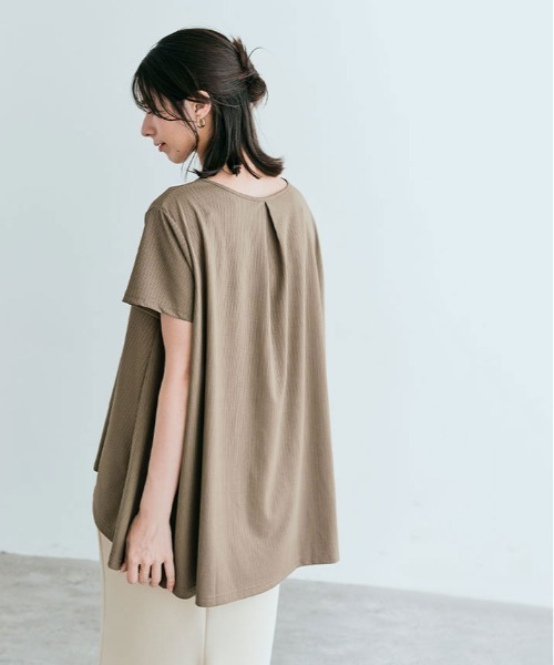 kirakiraShop(キラキラショップ)の「前後ヘム プリーツ ストレッチ 半袖 トップス(Tシャツ/カットソー・レディース・ブラウン/ダークグリーン/モカ/ライトグレー/ブラック/ネイビー・L/M)」の15枚目の写真
