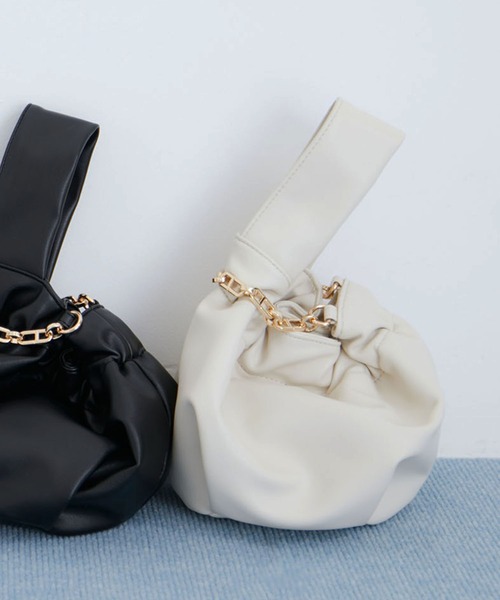 VIS（ビス）の「チェーン付きワンハンドルバッグ（ハンドバッグ・レディース・ブラック/サックスブルー/キナリ・FREE）」の7枚目の写真