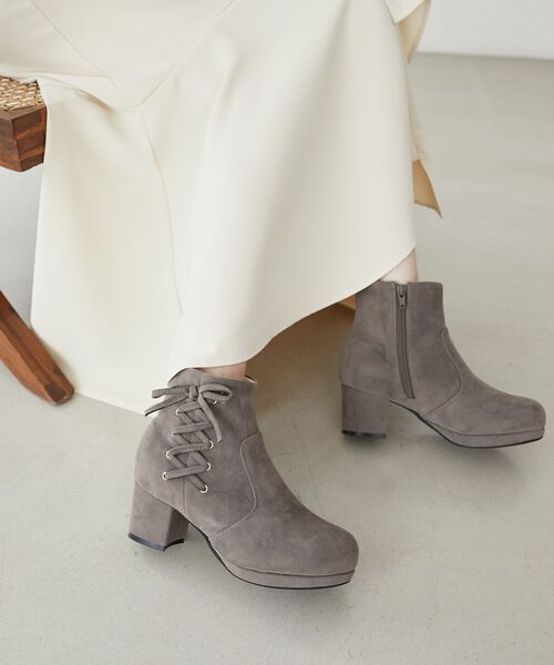 MAJESTIC LEGON（マジェスティックレゴン）の「サイドレースアップブーツ（ブーツ・レディース・ブラック/グレイッシュベージュ/チャコールグレー・LARGE/MEDIUM/SMALL/X-LARGE）」の19枚目の写真