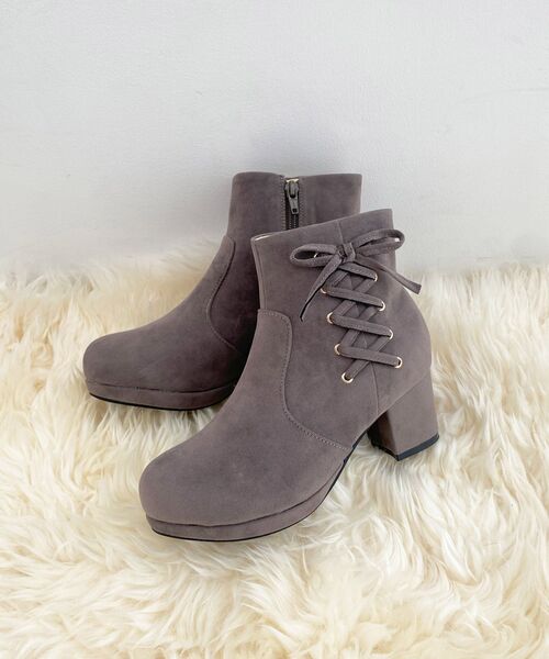 MAJESTIC LEGON（マジェスティックレゴン）の「サイドレースアップブーツ（ブーツ・レディース・ブラック/グレイッシュベージュ/チャコールグレー・LARGE/MEDIUM/SMALL/X-LARGE）」の18枚目の写真