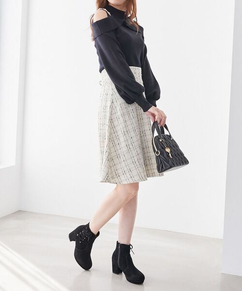 MAJESTIC LEGON（マジェスティックレゴン）の「サイドレースアップブーツ（ブーツ・レディース・ブラック/グレイッシュベージュ/チャコールグレー・LARGE/MEDIUM/SMALL/X-LARGE）」の15枚目の写真