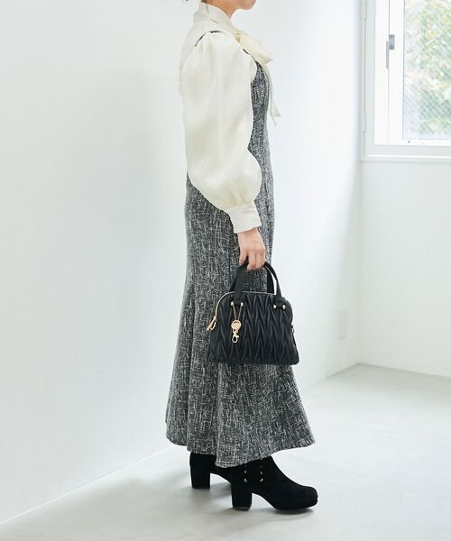 MAJESTIC LEGON（マジェスティックレゴン）の「サイドレースアップブーツ（ブーツ・レディース・ブラック/グレイッシュベージュ/チャコールグレー・LARGE/MEDIUM/SMALL/X-LARGE）」の14枚目の写真