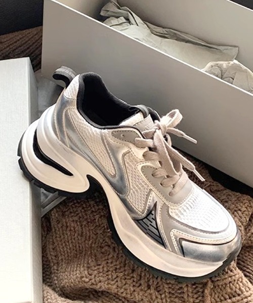 Futier land(フューティアランド)の「厚底スポーツスニーカー(スニーカー・レディース・シルバー・40/38/39/36/37)」の2枚目の写真
