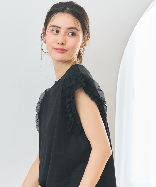 coca(coca)(コカ)の「【WEB限定セール】肩フリルトップス(Tシャツ/カットソー・レディース・ブラック/ホワイト・S/M/L)」の9枚目の写真