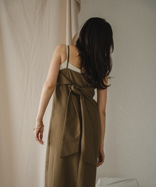 mideal（マイディール）の「sheer design cami onepiece / シアーデザインキャミワンピース（ワンピース・レディース・カーキ/ブラック・FREE）」の22枚目の写真