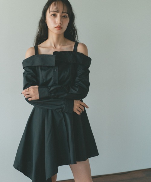 VANNIE U(ヴァニーユー)の「イレギュラーヘムオフショルミニワンピース(シャツワンピース・レディース・ブラック/ホワイト・FREE)」の18枚目の写真