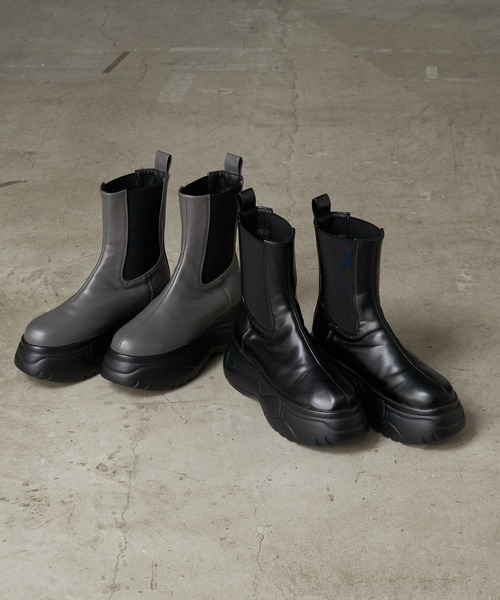 RAY CASSIN（レイカズン）の「サイドゴアブーツ（ブーツ・レディース・グレー/ブラック・M/XL/L）」の3枚目の写真