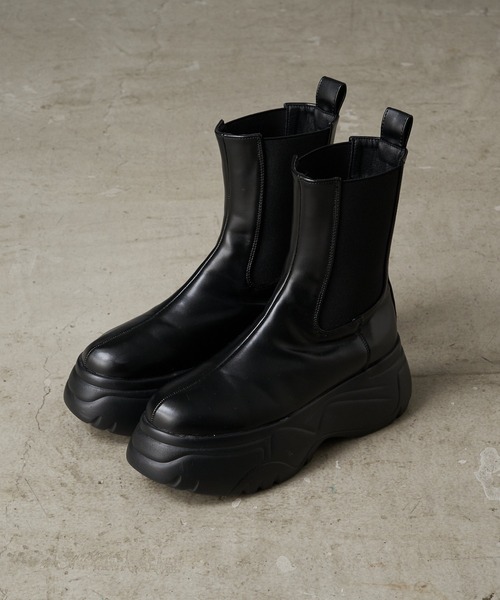 RAY CASSIN（レイカズン）の「サイドゴアブーツ（ブーツ・レディース・グレー/ブラック・M/XL/L）」の4枚目の写真
