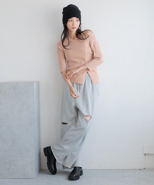 LOWRYS FARM（ローリーズファーム）の「アシメリブ５Ｓ 139013（ニット/セーター・レディース・アイボリー/ブラック/ピンク・FREE）」の13枚目の写真