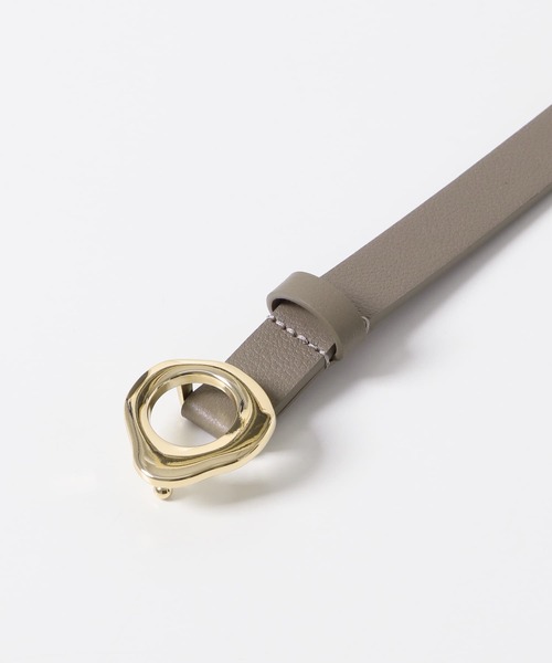 URBAN RESEARCH ROSSO WOMEN（アーバンリサーチ　ロッソ）の「LE VERNIS　Eyelet belt（ベルト・レディース・チャコールグレー/ブラック・-）」の6枚目の写真