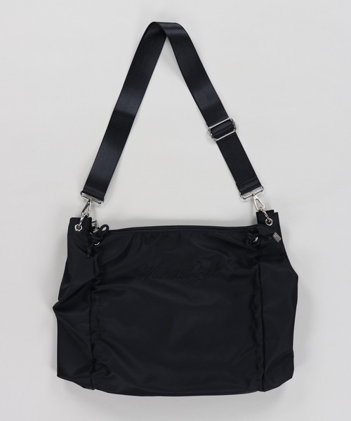 SPINNS（スピンズ）の「シャーリングナイロンショルダーバッグ バレエコア（ショルダーバッグ・レディース・レッド/ブラック・ONESIZE）」の13枚目の写真