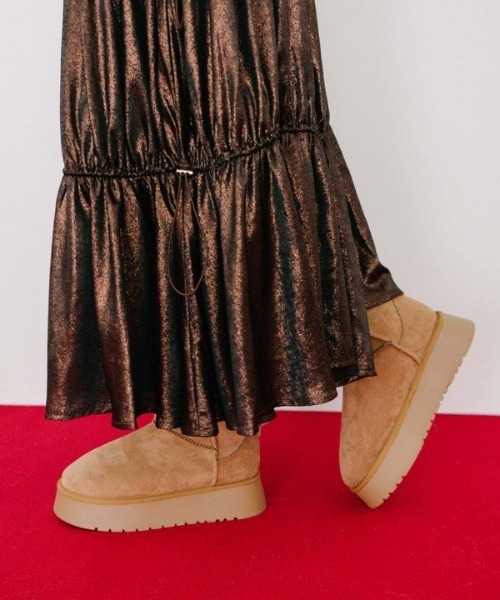 archives（アルシーヴ）の「ムートンブーツ（ブーツ・レディース・ベージュ/ブラック・MEDIUM/LARGE）」の6枚目の写真