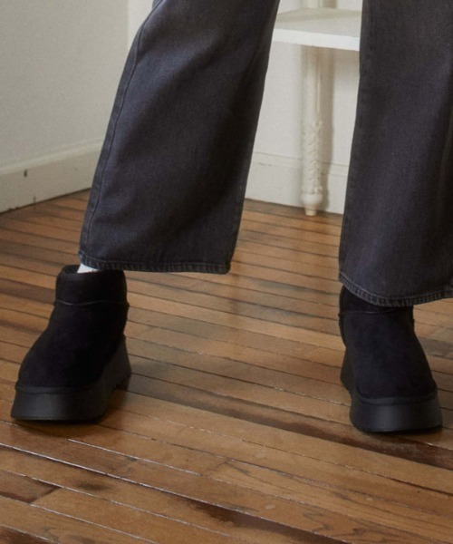 archives（アルシーヴ）の「ムートンブーツ（ブーツ・レディース・ベージュ/ブラック・MEDIUM/LARGE）」の11枚目の写真