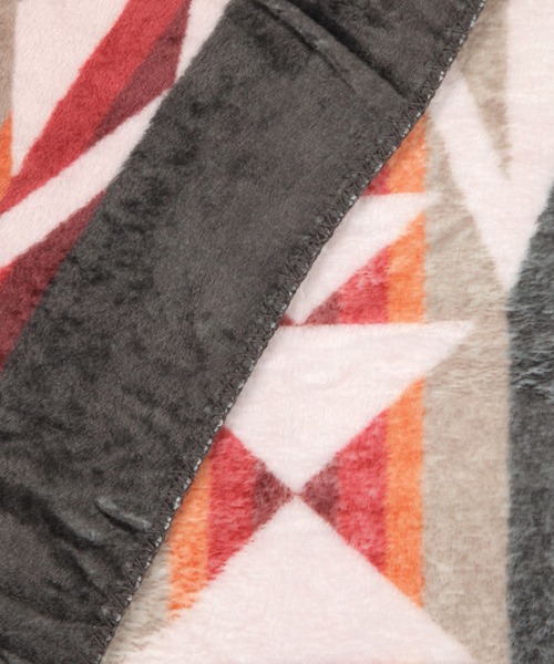 BAYFLOW（ベイフロー）の「[持ち運びに最適]BFTOGOブランケット100×160（ブランケット・レディース・イエロー/ネイビー/ブラック・0）」の14枚目の写真