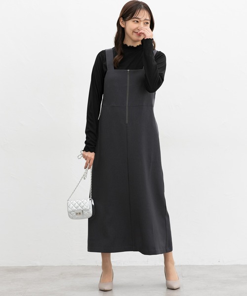 Honeys（ハニーズ）の「ジップ使いジャンスカ（ジャンパースカート・レディース・チャコール/ブラック/グレイッシュベージュ・S/M/L/LL）」の7枚目の写真