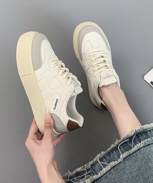 Miniministore（ミニミニストア）の「厚底スニーカー レースアップローカット靴（スニーカー・レディース・ネイビー/グレー・22.5cm/23.0cm/23.5cm/24.0cm/24.5cm）」の3枚目の写真