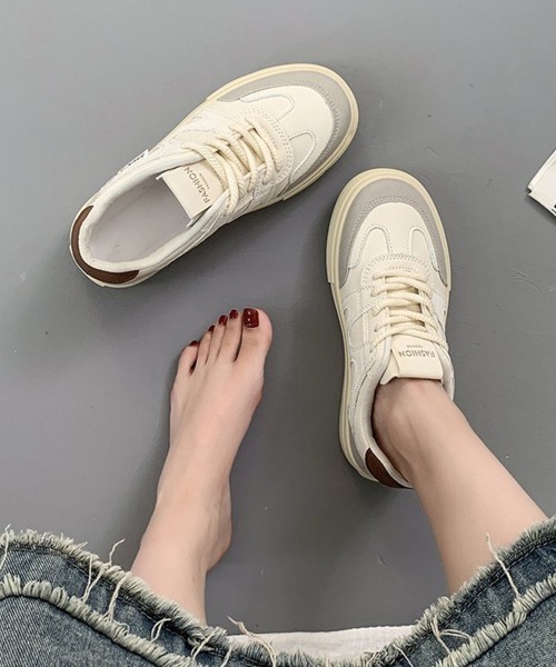 Miniministore（ミニミニストア）の「厚底スニーカー レースアップローカット靴（スニーカー・レディース・ネイビー/グレー・22.5cm/23.0cm/23.5cm/24.0cm/24.5cm）」の5枚目の写真