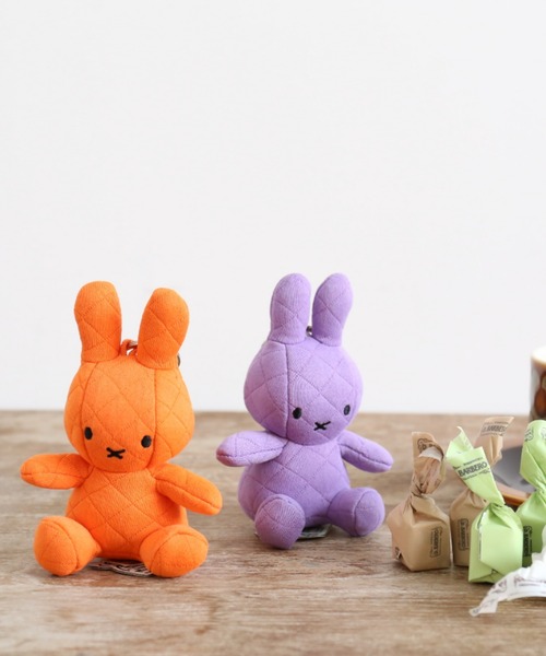 Dick Bruna(ディックブルーナ)の「BON TON TOYS Keychain Miffy Quilting(キーホルダー・レディース・オレンジ/パープル・FREE)」の4枚目の写真