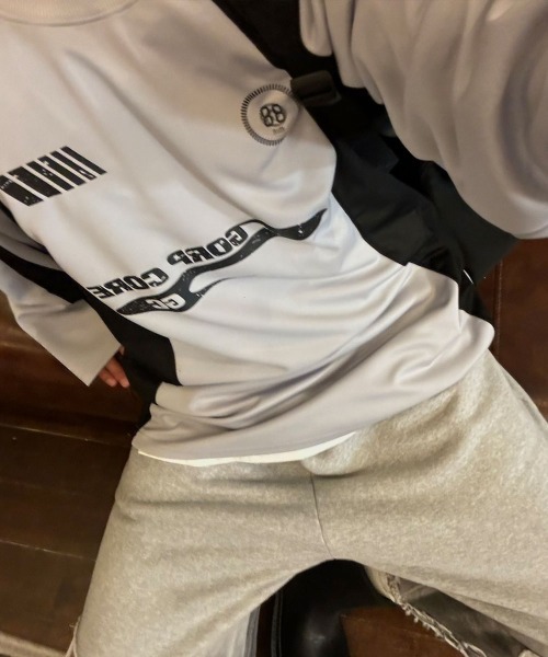 BY ATTENTION(バイアテンション)の「BIG SALE開催中!【BY ATTENTION】 ユニフォーム 長袖Tシャツ / ユニセックス(Tシャツ/カットソー・メンズ・アイボリー/ブラック/ピンク/グレー・FREE)」の13枚目の写真