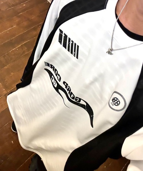 BY ATTENTION(バイアテンション)の「BIG SALE開催中!【BY ATTENTION】 ユニフォーム 長袖Tシャツ / ユニセックス(Tシャツ/カットソー・メンズ・アイボリー/ブラック/ピンク/グレー・FREE)」の16枚目の写真
