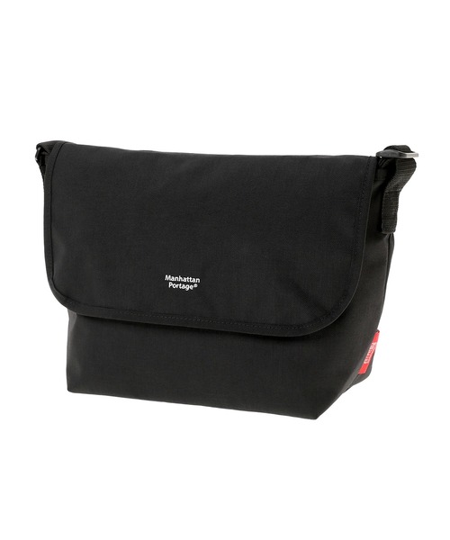 Manhattan Portage（マンハッタンポーテージ）の「NY Messenger Bag JR Back Pocket W/ Divider Magnet（メッセンジャーバッグ・メンズ・ブラック・MEDIUM）」の2枚目の写真