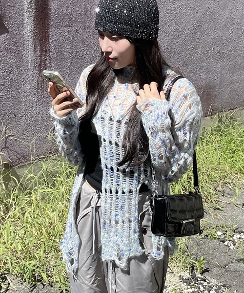 madrepadre（マドレパドレ）の「アシンメトリーダメージシアーレイヤードニット（ニット/セーター・レディース・ブルー/ブラウン・FREE）」の2枚目の写真