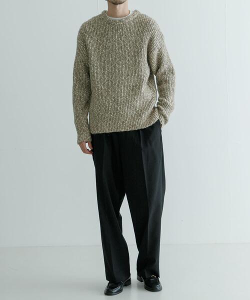 URBAN RESEARCH（アーバンリサーチ）の「MIX SLUB PLAIN STITCH CREW-NECK（ニット/セーター・メンズ・ベージュ系その他/ブラック・MEDIUM/LARGE）」の4枚目の写真