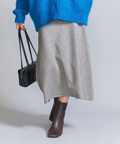 BEAUTY&YOUTH UNITED ARROWS（ビューティーアンドユースユナイテッドアローズ）の「【WEB限定】スポンディッシュニット フレアスカート -ウォッシャブル-（スカート・レディース・レッド/ブラック/オフホワイト/グレー・FREE）」の5枚目の写真