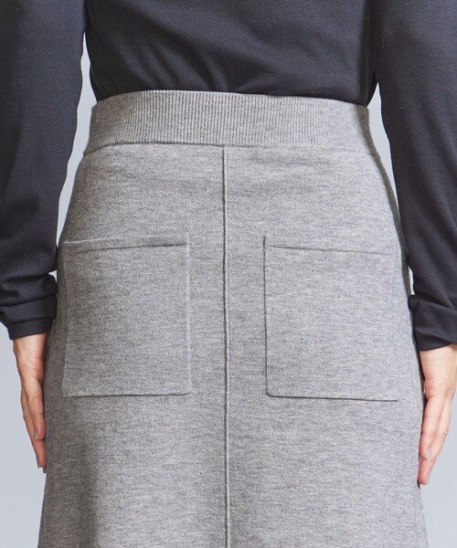 BEAUTY&YOUTH UNITED ARROWS（ビューティーアンドユースユナイテッドアローズ）の「【WEB限定】スポンディッシュニット フレアスカート -ウォッシャブル-（スカート・レディース・レッド/ブラック/オフホワイト/グレー・FREE）」の21枚目の写真