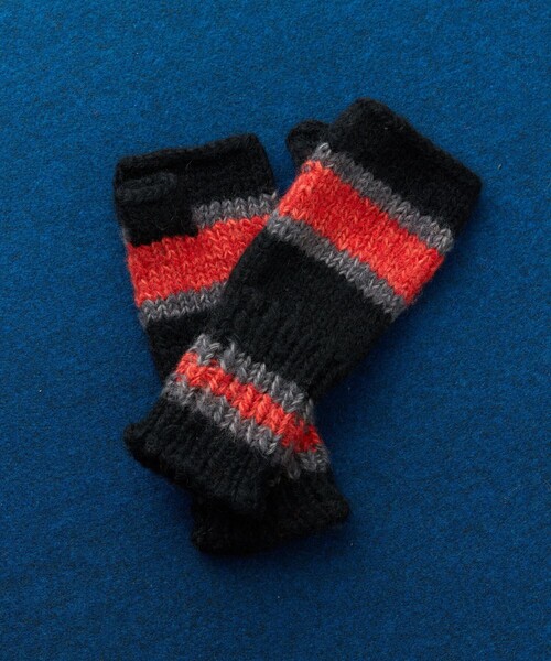 FREAK'S STORE(フリークスストア)の「HAND KNIT LINE GLOVE(手袋・レディース・ネイビー/ブラック/サックスブルー・ONE SIZE)」の11枚目の写真