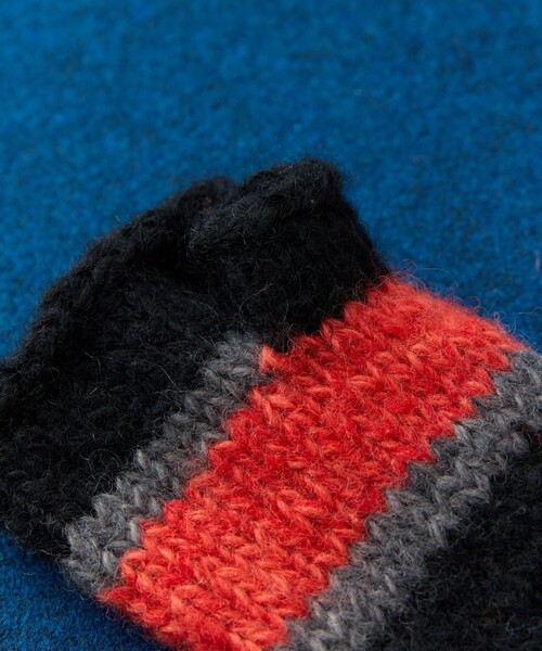 FREAK'S STORE(フリークスストア)の「HAND KNIT LINE GLOVE(手袋・レディース・ネイビー/ブラック/サックスブルー・ONE SIZE)」の8枚目の写真