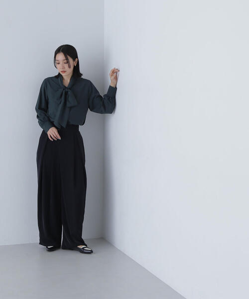 NATURAL BEAUTY BASIC（ナチュラルビューティーベーシック）の「◇アシメウエストタックパンツ（その他パンツ・レディース・ベージュ/ネイビー/ブルー・SMALL/MEDIUM）」の21枚目の写真