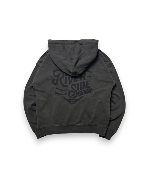 RIVER SIDE CULTURE(リバーサイドカルチャー)の「RIVER SIDE CULTURE/RSCピグメントROGO プルパーカー (M4)(パーカー・メンズ・ベージュ/ネイビー/イエロー/チャコールグレー・MEDIUM/LARGE/X-LARGE)」の16枚目の写真