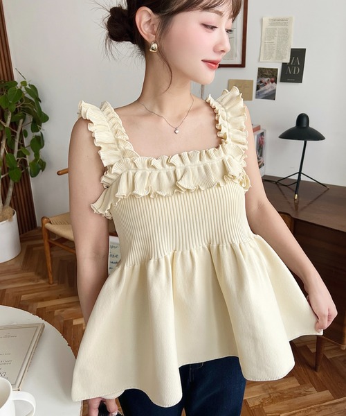 セール】フリルペプラムニットキャミ（キャミソール）｜moment+